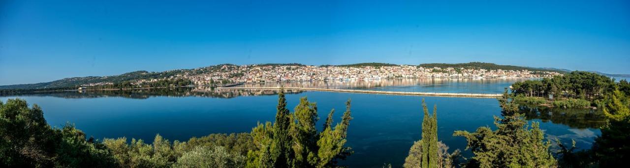A & B Minimal Suite Ιι With Sea View In Argostoli Exterior foto